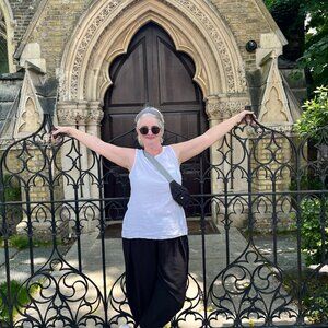 Meet your Posher, Glynda